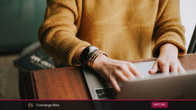 How to Write a Company Announcement Email to Customers (4 Templates)