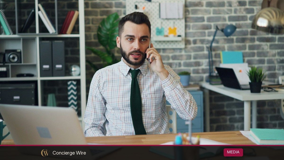 How to Pitch a Story to a Journalist (Without Getting Ignored)