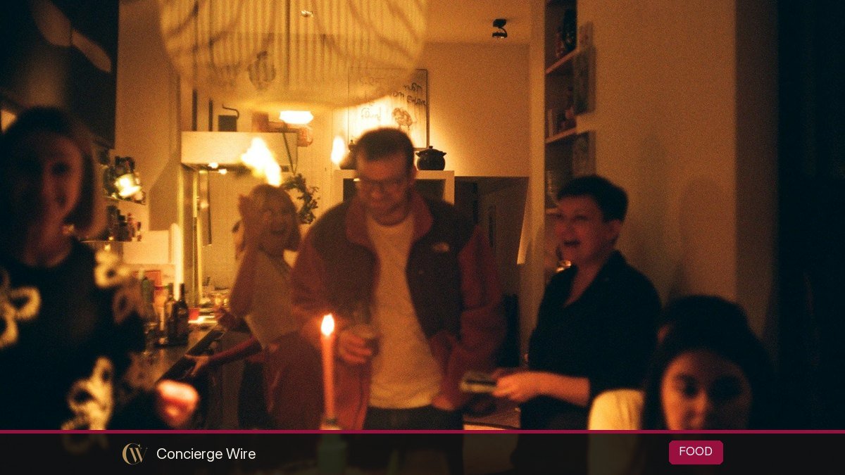 Friendsgiving 2026 Ideas: Potluck Sheet, Menu, Games and Budget