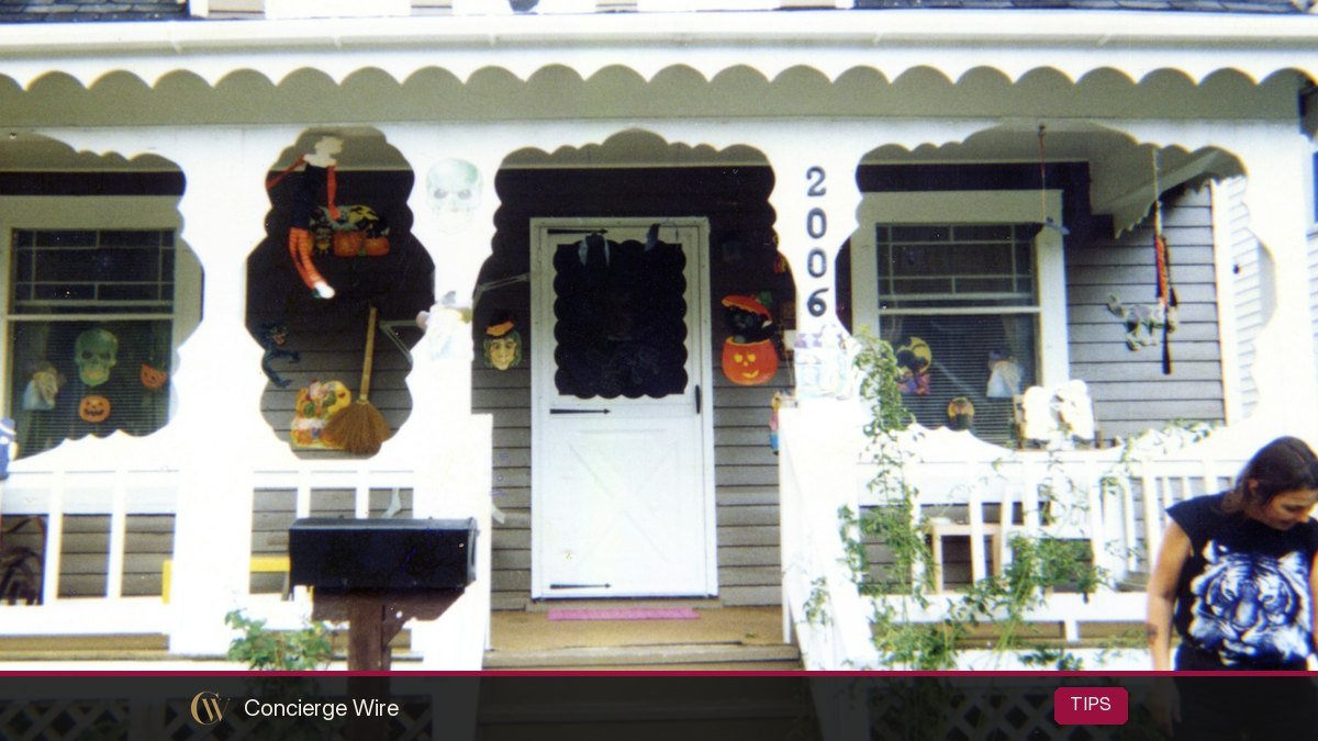 25 Halloween Party Games for Kids, Teens and Adults (2026)