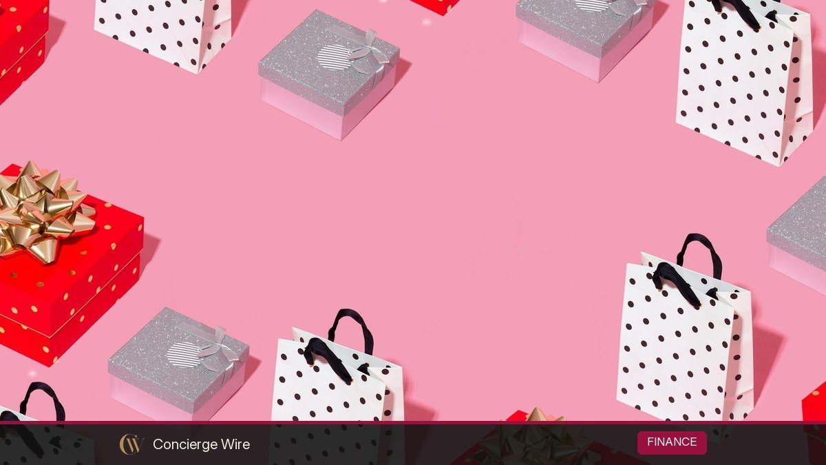 How to Set a Holiday Shopping Budget for 2026 and Stick to It
