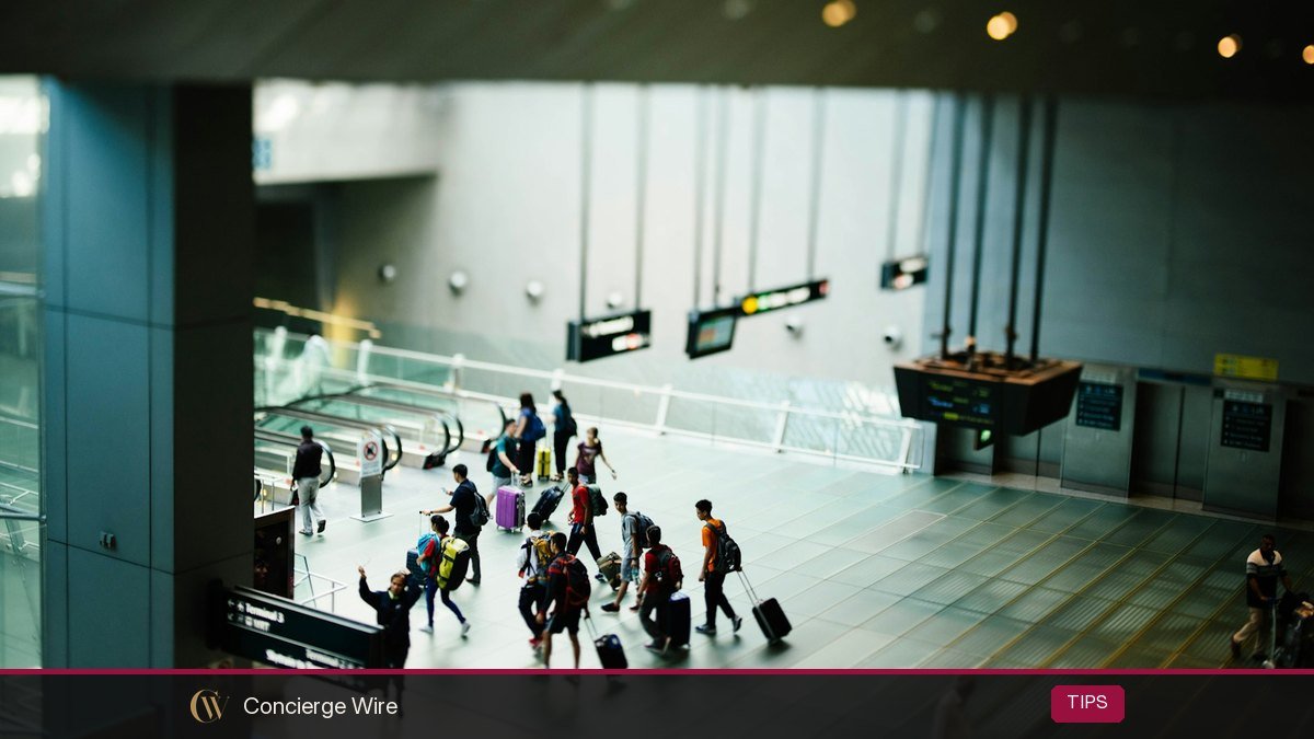 TSA Holiday Travel Rules 2026: Food, Gifts, Liquids, Carry-On